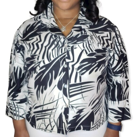 Fashion Top Black Floral Sheer Long Sleeve Button Down Blouse Sz N/A - Picture 5 of 9